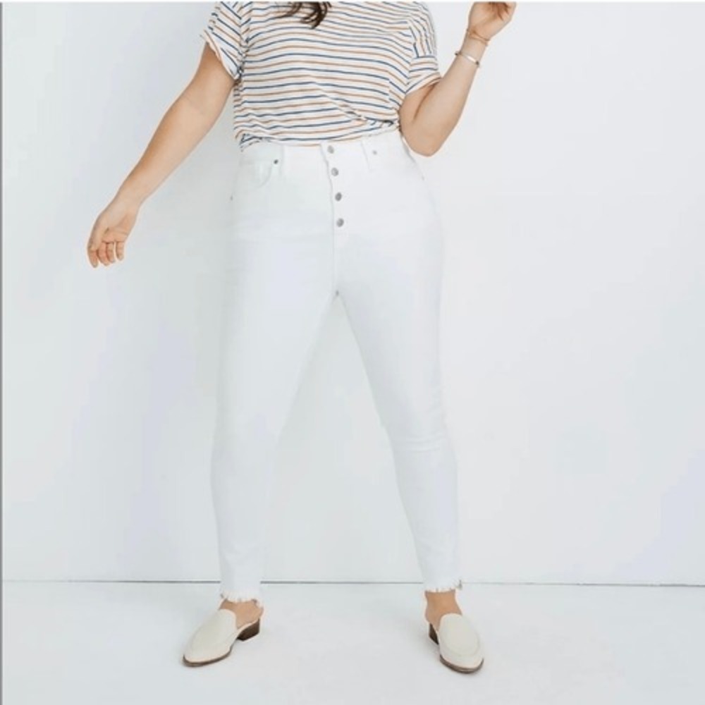 Madewell White‎ High Rise Button Front Skinny Jeans 35P Fray Hem